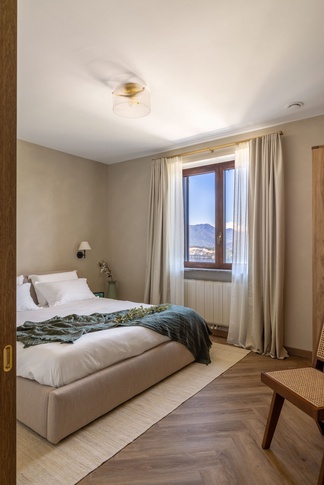 Camera da Letto in stile contemporaneo di 14 di Giulia Dalena Camera da Letto in stile contemporaneo di 14 di Giulia Dalena