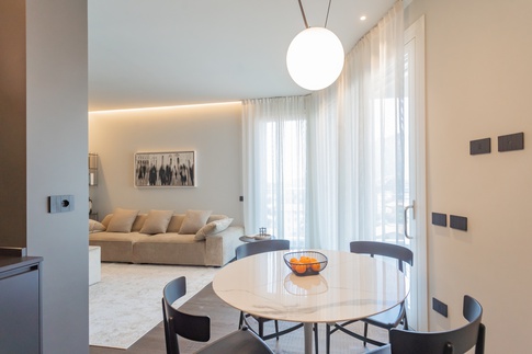 Cucina in stile moderno di 7 di Alessandra Parolini Studio