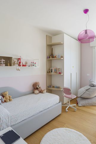 Cameretta Bambini in stile moderno di 15 di zero6studio