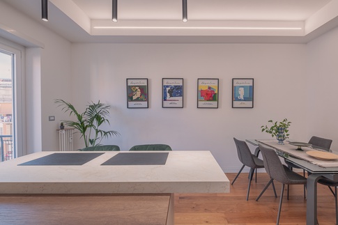 Open Space in stile contemporaneo di 33 di Arch.j Floriana Ferraioli