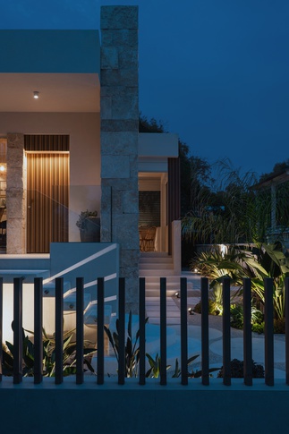 Giardino in stile mediterraneo di 126 di Francesco Cardano Interior Designer Giardino in stile mediterraneo di 126 di Francesco Cardano Interior Designer