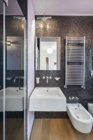 Bagno in stile contemporaneo di 3 di Bossi Vigorito Building Interior Bagno in stile contemporaneo di 3 di Bossi Vigorito Building Interior