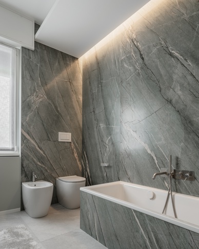Bagno in stile moderno di 7 di Annalisa Carli Architetto