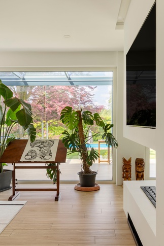 Soggiorno in stile contemporaneo di 65 di Caterina Scamardella Architetto Soggiorno in stile contemporaneo di 65 di Caterina Scamardella Architetto