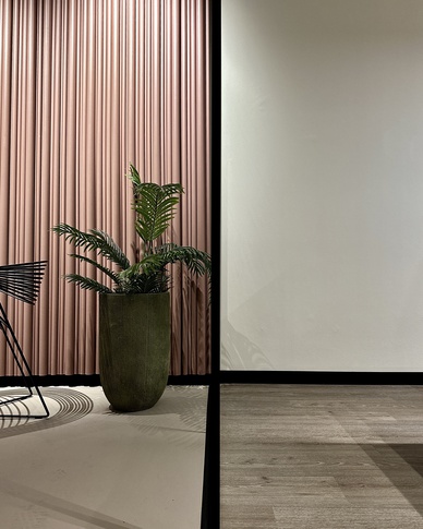 Open Space in stile contemporaneo di 140 di SEGNI STUDIO