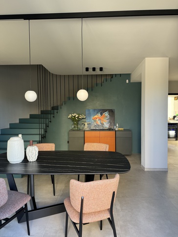 Soggiorno in stile contemporaneo di 55 di Giuseppe Palermo architetto (Soqquadro architetti)