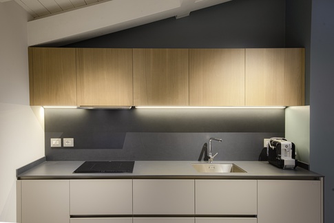 Open Space in stile moderno di 27 di MICHELE VOLPI STUDIO INTERIOR DESIGN