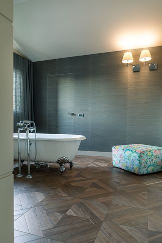 Camera da Letto in stile eclettico di 30 di Lorenzo Franzi | Fotografia