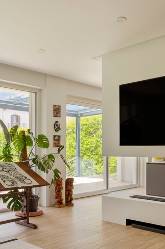 Soggiorno in stile contemporaneo di 65 di Caterina Scamardella Architetto