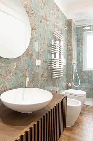 Bagno in stile classico di 10 di Salvatore Sito Interior Designer