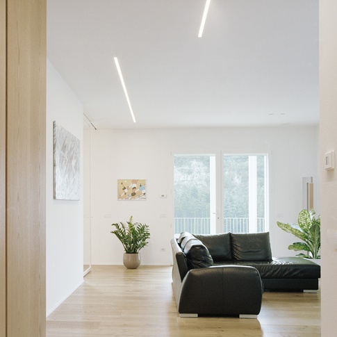 Soggiorno in stile scandinavo di 36 di ellevuelle architetti