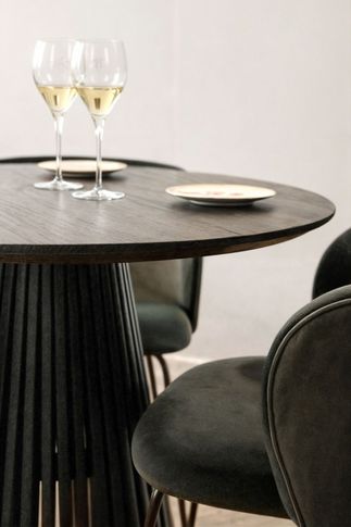 Open Space in stile moderno di 30 di Huit Studio Open Space in stile moderno di 30 di Huit Studio