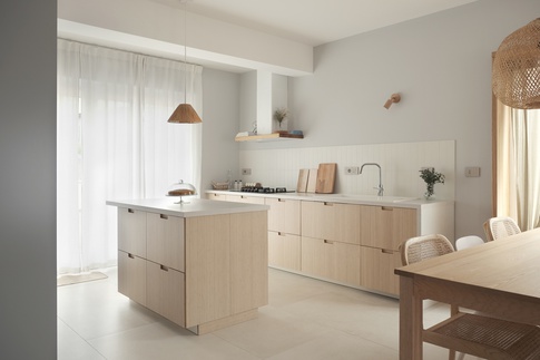 Open Space in stile scandinavo di 45 di Michela Cordisco Studio