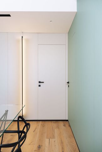Open Space in stile moderno di 50 di SCALERA GROUP Open Space in stile moderno di 50 di SCALERA GROUP