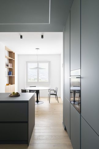 Open Space in stile minimal di 50 di Moroni Architettura 2.0