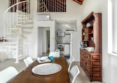 Open Space in stile moderno di 38 di Caterina Scamardella Architetto