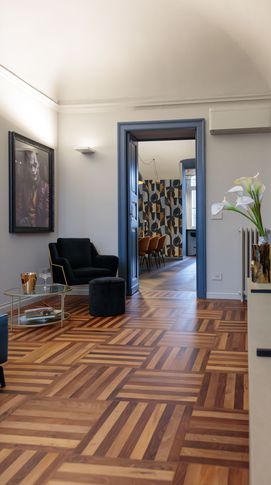 Soggiorno in stile contemporaneo di 40 di Castelli Sasso architetti