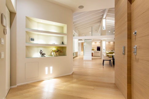 Open Space in stile contemporaneo di 150 di diffusione design studio