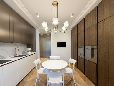 Cucina in stile contemporaneo di 20 di Studio Gaetano Riccardelli