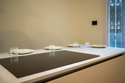 Cucina in stile moderno di 25 di Colab Design