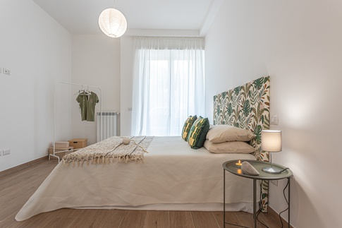 Camera da Letto in stile contemporaneo di 14 di Arch.j Floriana Ferraioli