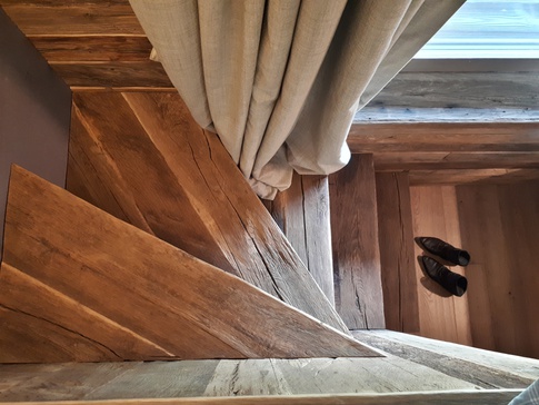 Camera da Letto in stile moderno di 12 di Elena Vigano' Architetto