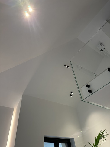 Soggiorno in stile moderno di 70 di Vittoria Ostini