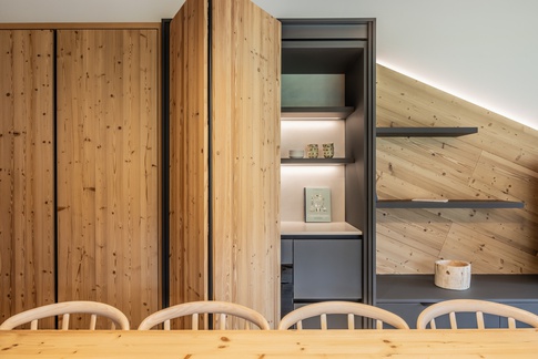 Soggiorno in stile contemporaneo di 50 di Arredamenti Andalo Soggiorno in stile contemporaneo di 50 di Arredamenti Andalo