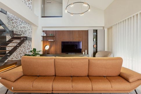 Open Space in stile contemporaneo di 65 di Ciquadro Architetti