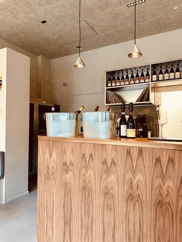 Open Space in stile contemporaneo di 100 di MG Decoration Open Space in stile contemporaneo di 100 di MG Decoration