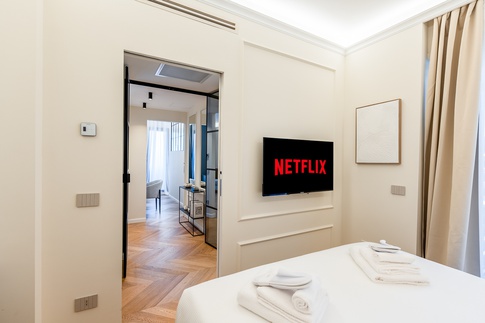 Camera da Letto in stile contemporaneo di 9 di FCInteriorDesignStudio | Camera da Letto in stile contemporaneo di 9 di FCInteriorDesignStudio |