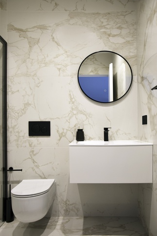 Bagno in stile contemporaneo di 6 di C+C Cucuzza Cavallaro Architetti Bagno in stile contemporaneo di 6 di C+C Cucuzza Cavallaro Architetti