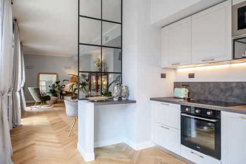 Open Space in stile contemporaneo di 50 di Gianluca Chiocca Interior Design Studio