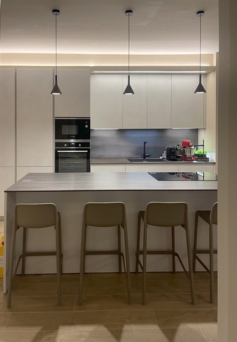 Cucina in stile contemporaneo di 15 di Renderincanto