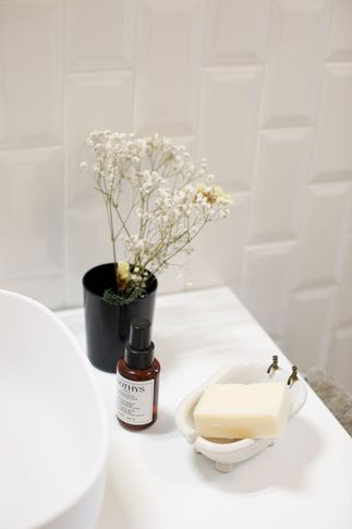 Bagno in stile moderno di 7 di Ada Airoldi Interior designer