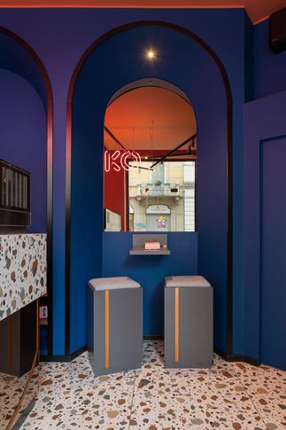 Open Space in stile eclettico di 40 di Facta Studio Architetti Milano