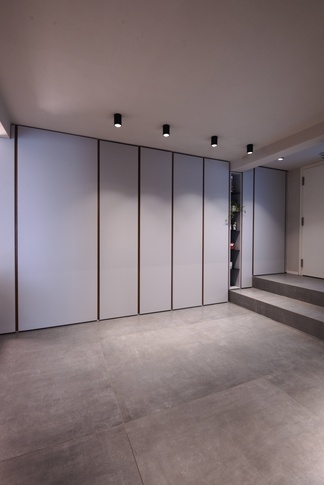 Ingresso in stile moderno di 15 di MICHELE VOLPI STUDIO INTERIOR DESIGN