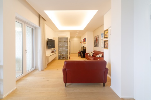 Open Space in stile contemporaneo di 40 di Carla Gatto Architetto