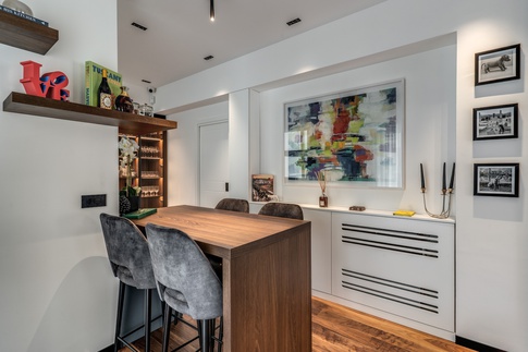Cucina in stile contemporaneo di 12 di MOB Architects
