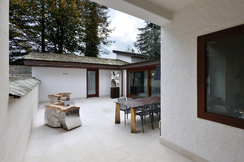 Patio in stile moderno di 47 di RGAstudio