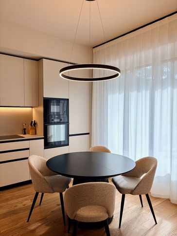 Open Space in stile moderno di 28 di SuMisura Architetti