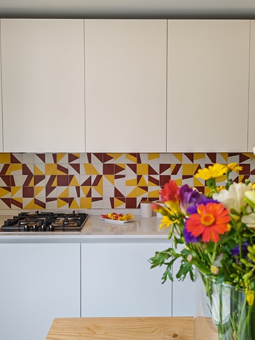 Open Space in stile contemporaneo di 35 di Rossana Alfieri Architetto