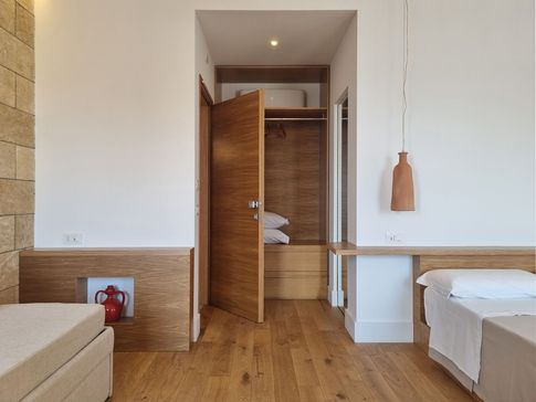 Camera da Letto in stile mediterraneo di 22 di Pamela Camposano Ingegnere Architetto