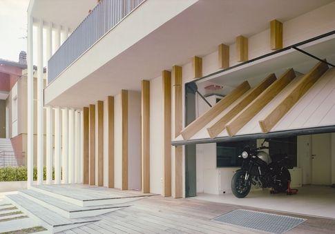 Facciata in stile minimal di null di ellevuelle architetti Facciata in stile minimal di null di ellevuelle architetti