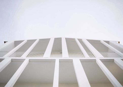 Facciata in stile scandinavo di null di ellevuelle architetti