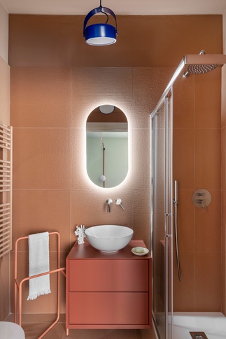 Bagno di Servizio in stile contemporaneo di 3 di Paper Plane design Bagno di Servizio in stile contemporaneo di 3 di Paper Plane design