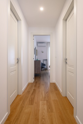 Camera da Letto in stile contemporaneo di 14 di srv.architetti Camera da Letto in stile contemporaneo di 14 di srv.architetti