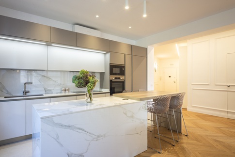 Open Space in stile moderno di 46 di LD Arch & Design