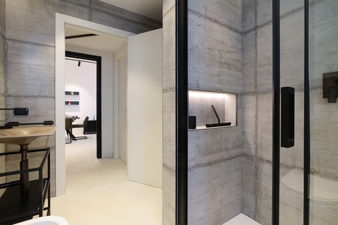 Bagno in stile soft industrial di 8 di Desearq studio - architettura e interior design