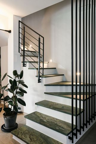 Open Space in stile moderno di 40 di Studio LABventinove